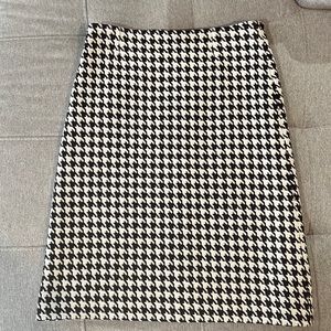 Like New Wool Celine skirt. Size 38 FR (8 US)